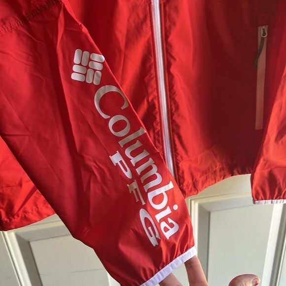 Columbia PFG Tidal Hooded Windbreaker Red Jacket Full Zip Women's Size Large EUC - Picture 2 of 12